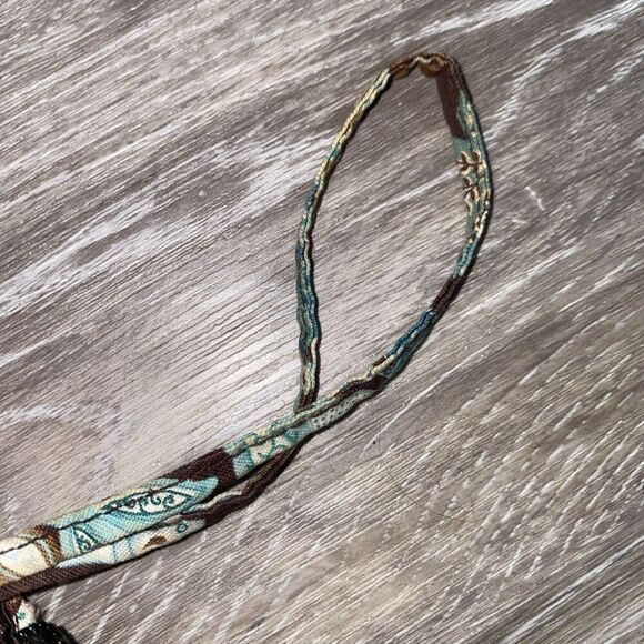 VERA BRADLEY JAVA BLUE SINGLE ZIP QUILTED WALLET/WRISTLET - RETIRED PATTERN - Picture 3 of 7